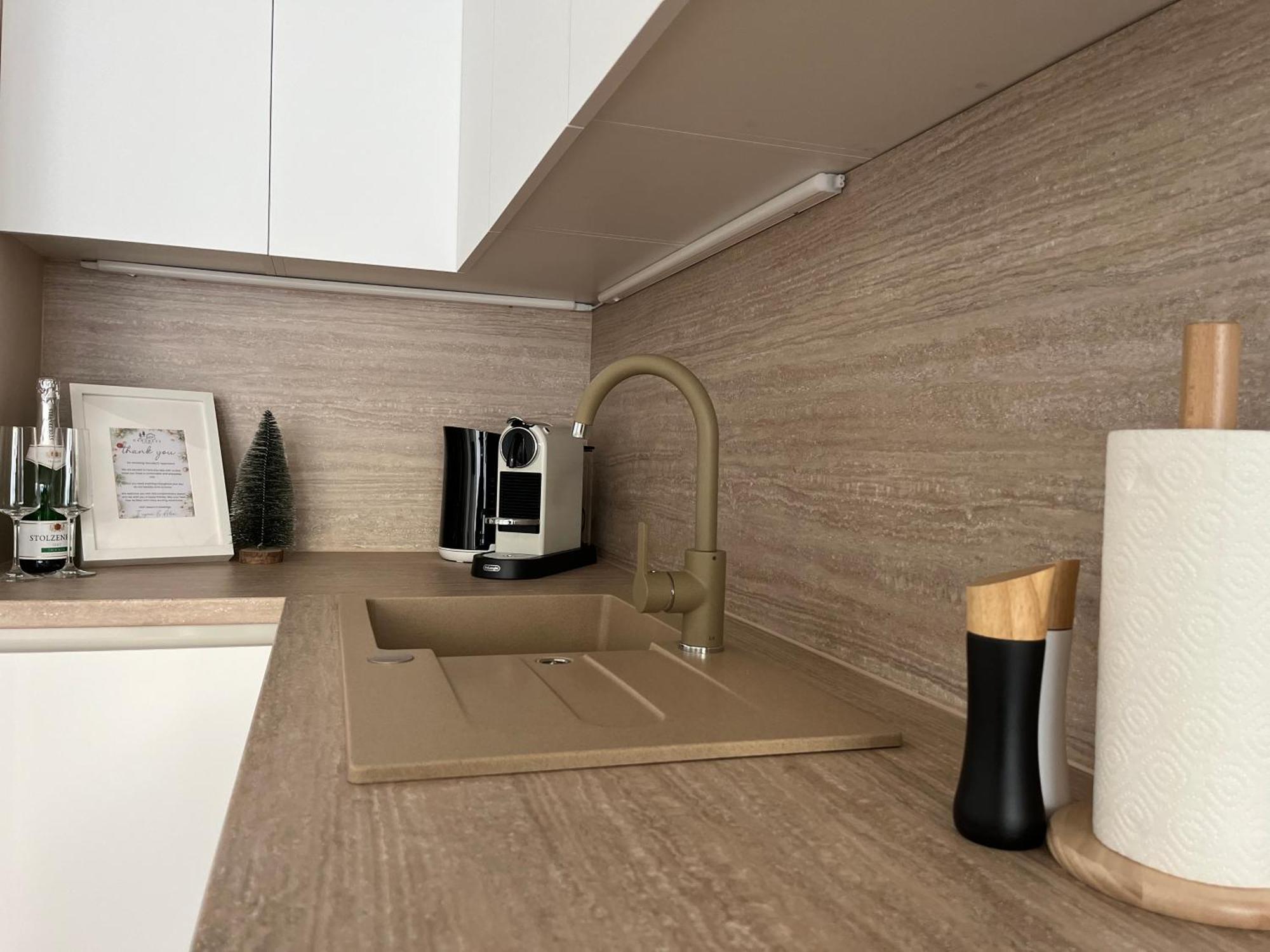 Danube22 Apartment 2 Вена Экстерьер фото